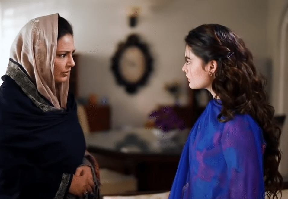 Soha argues with Waleed's mother